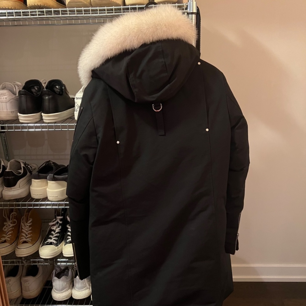 Down Jacket with fox Fur hood - Picture 3 of 3